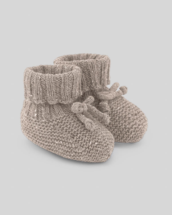 Botosi tricotati din lana fina bej