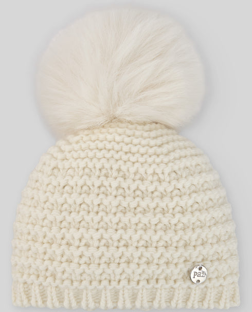 Căciulă tricotata bej din lana fina cu ciucure