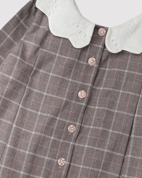 Rochie maro cu guler floare din dantela