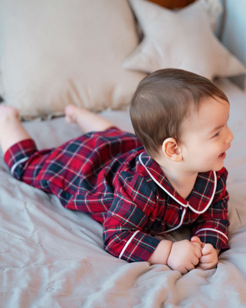 PIJAMA OVERALL UNISEX CAROURI ROSII