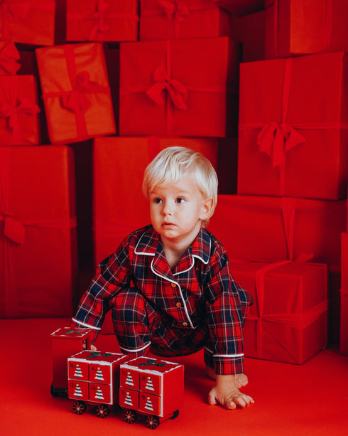 PIJAMA UNISEX CAROURI ROSII