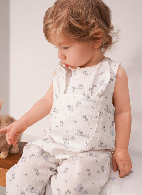 Salopeta cu iepurasi blue din muselina