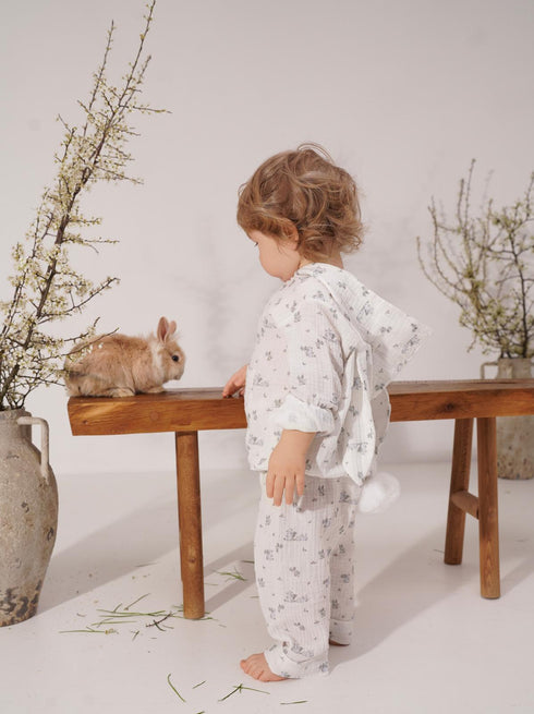 Hanorac din muselina cu iepurasi blue