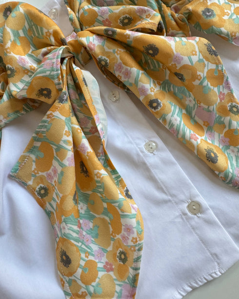 Bluza cu funda si maneci voluminoase