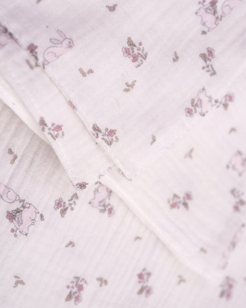 Paturica din muselina cu iepurasi roz