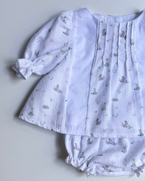 COMPLEU ALB CU IEPURASI