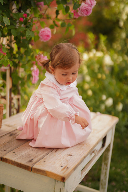 Rochie roz cu guler alb