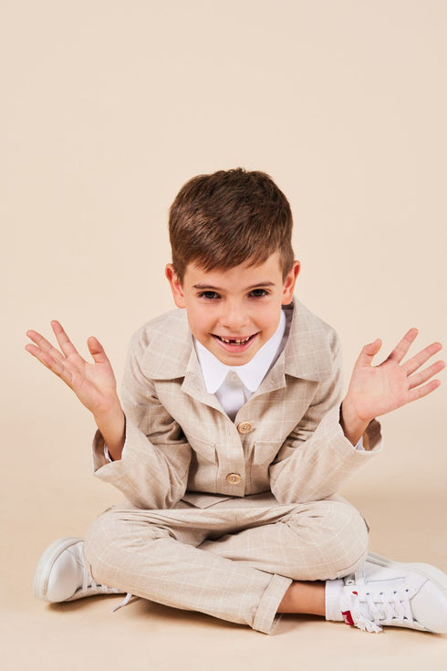 JACHETA CAROURI BEJ GULER ROTUND SI BUZUNARE