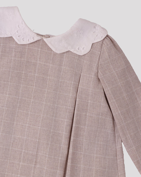 Rochie bej cu guler floare brodat