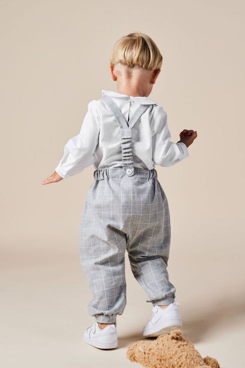 Salopeta cu carouri gri si bretele