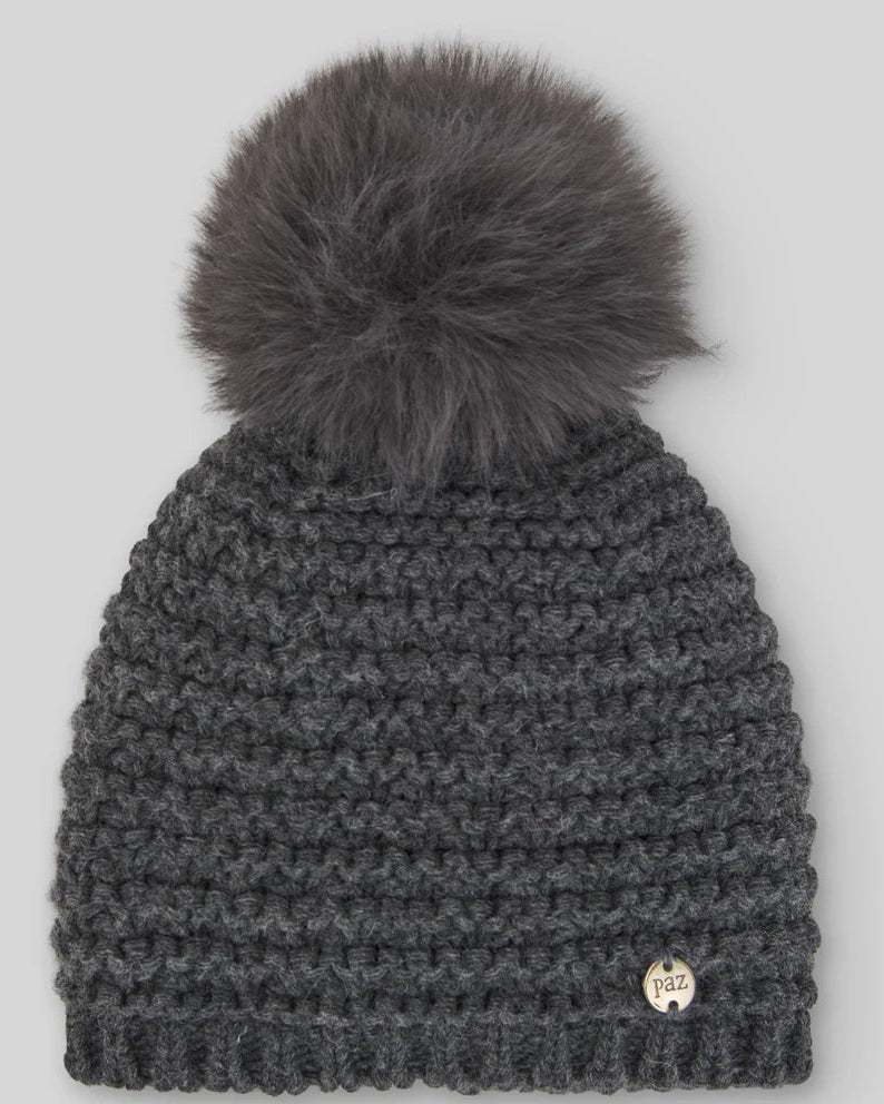 Caciula gri din lana fina cu ciucure