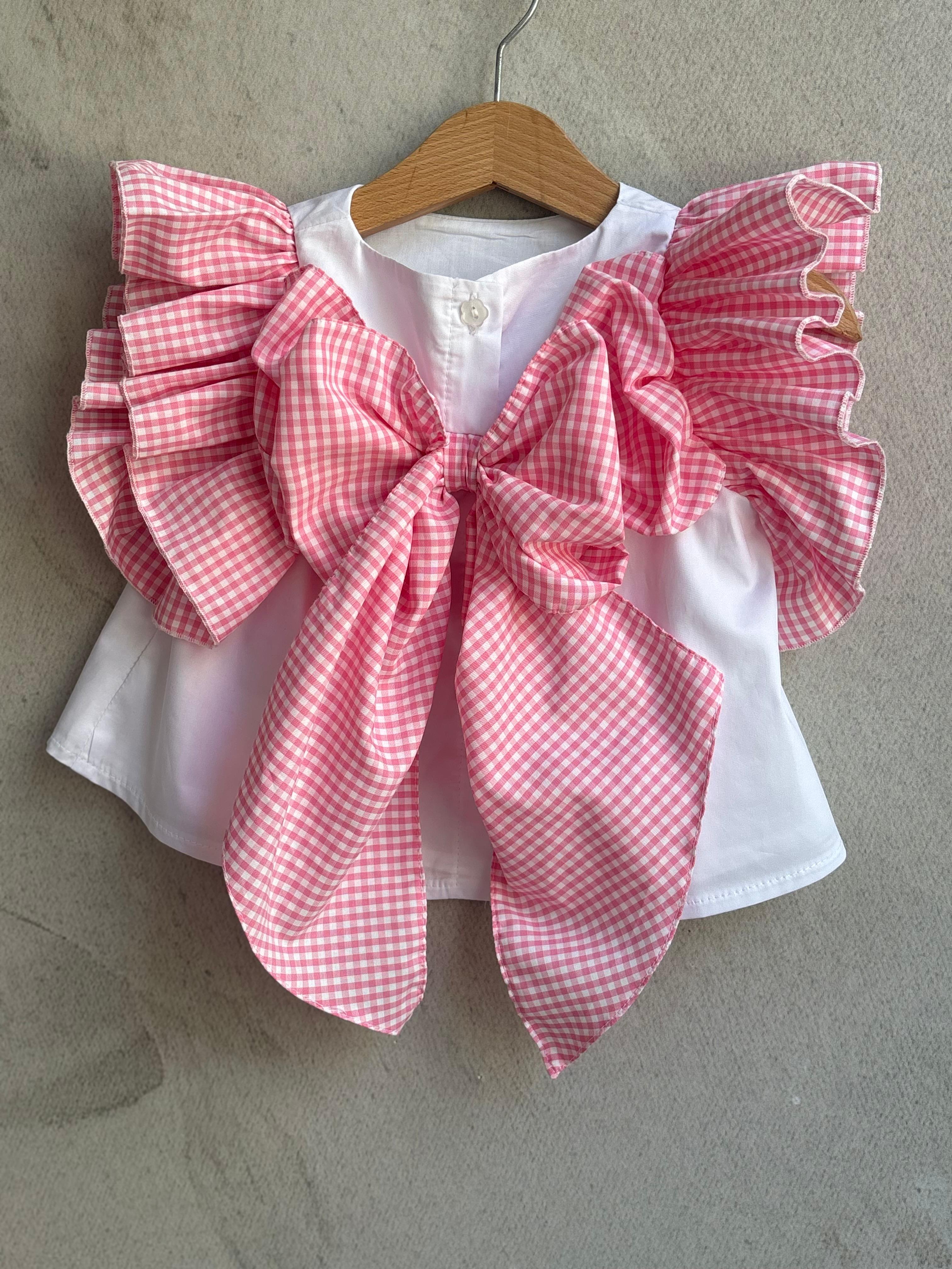 Compleu patratele roz