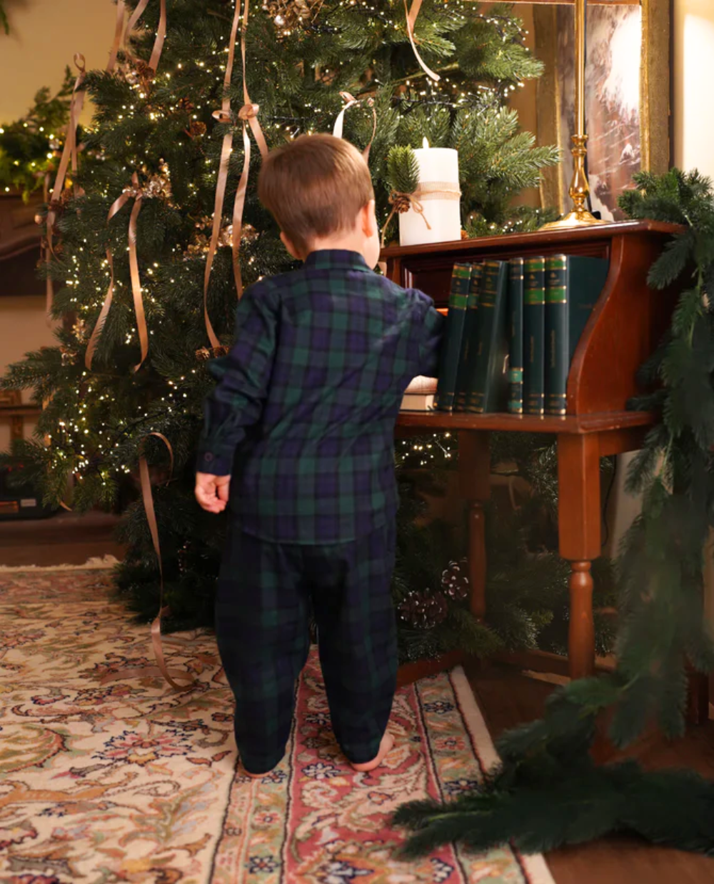 CAMISA BLANCA CUELLO BORDADO