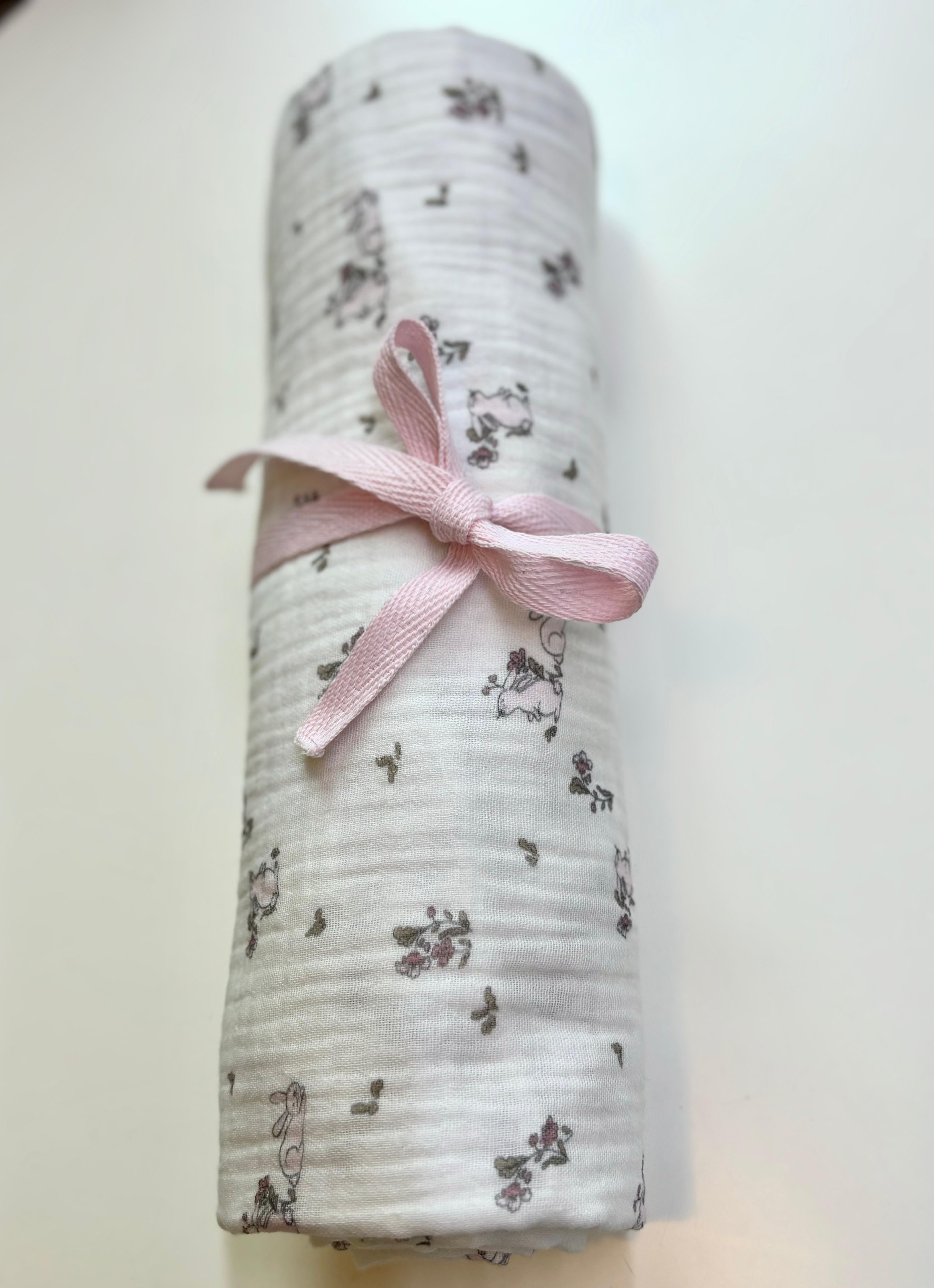 Paturica cu iepurasi roz