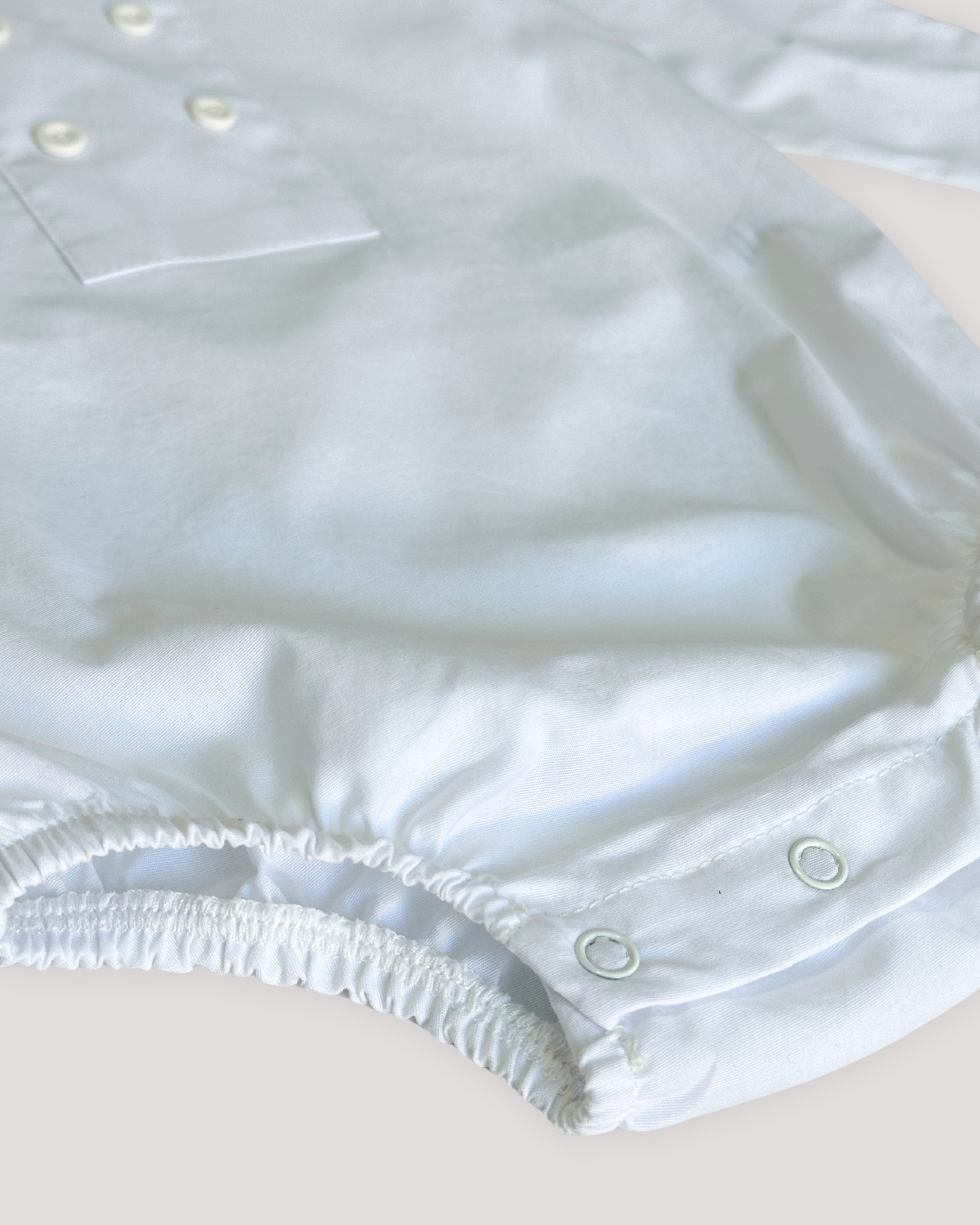 Body din bumbac cu placa pe piept