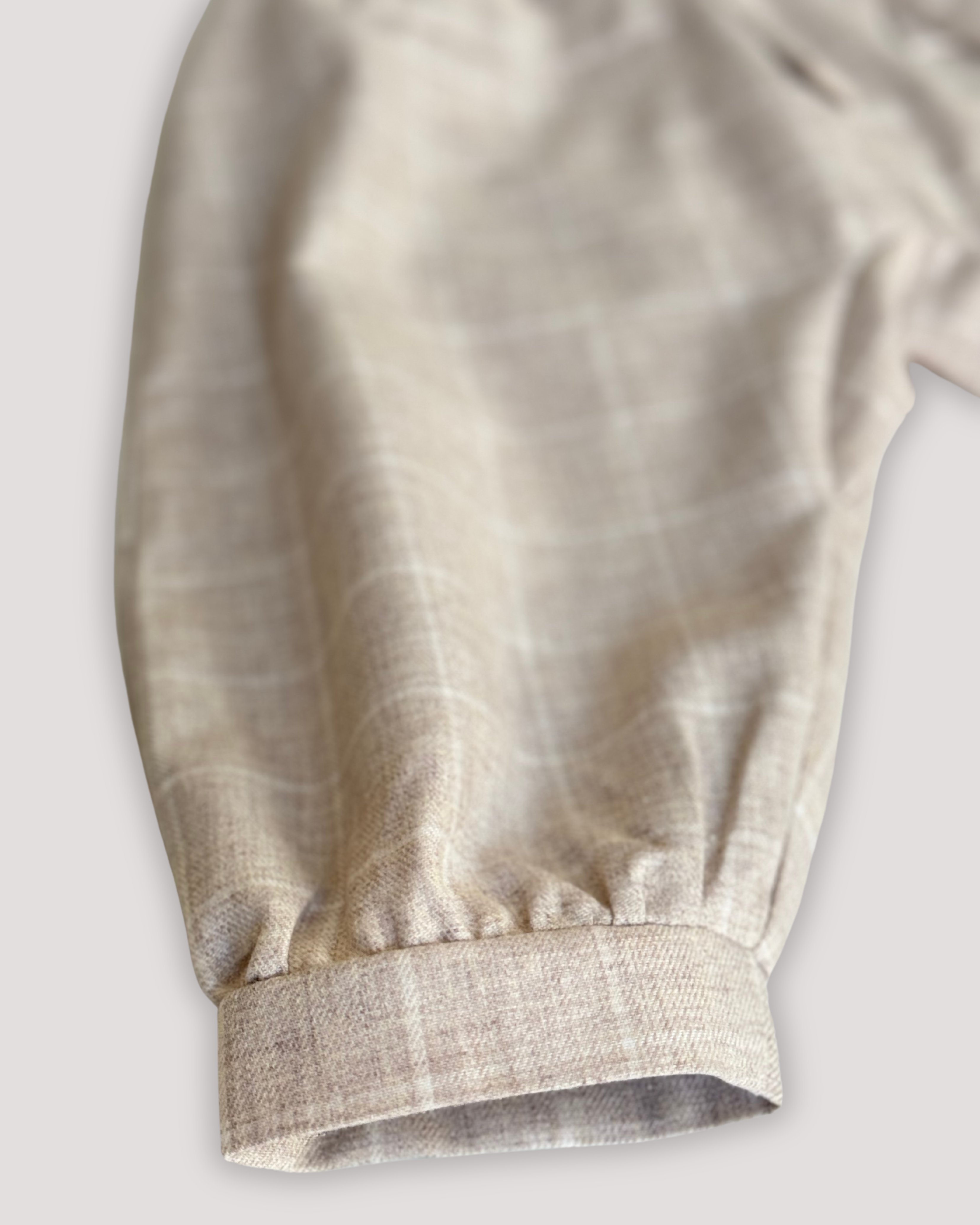 Compleu botez cu carouri bej