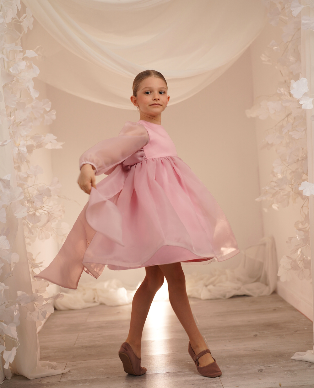 VESTIDO ORGANZA LAZO