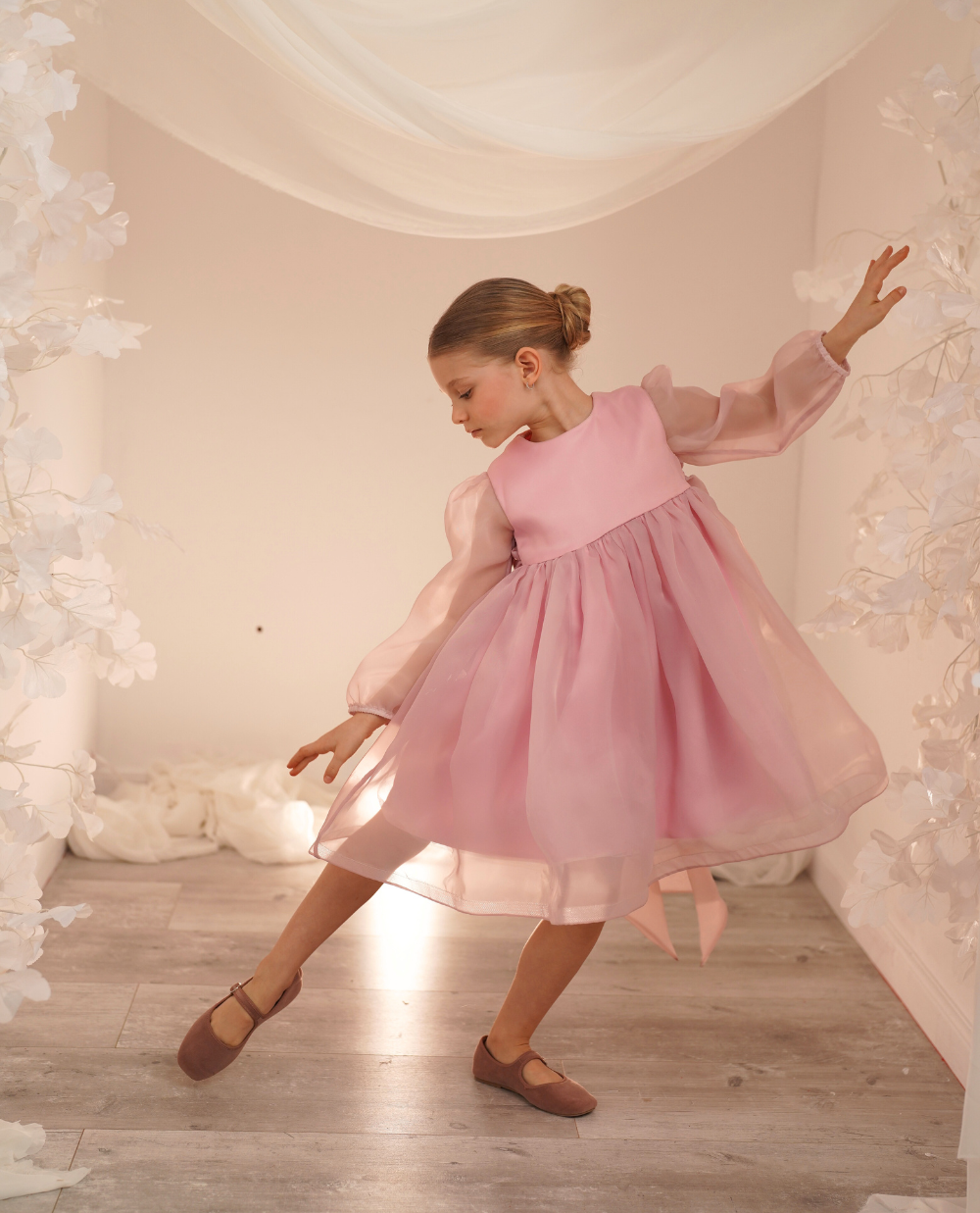 VESTIDO ORGANZA LAZO