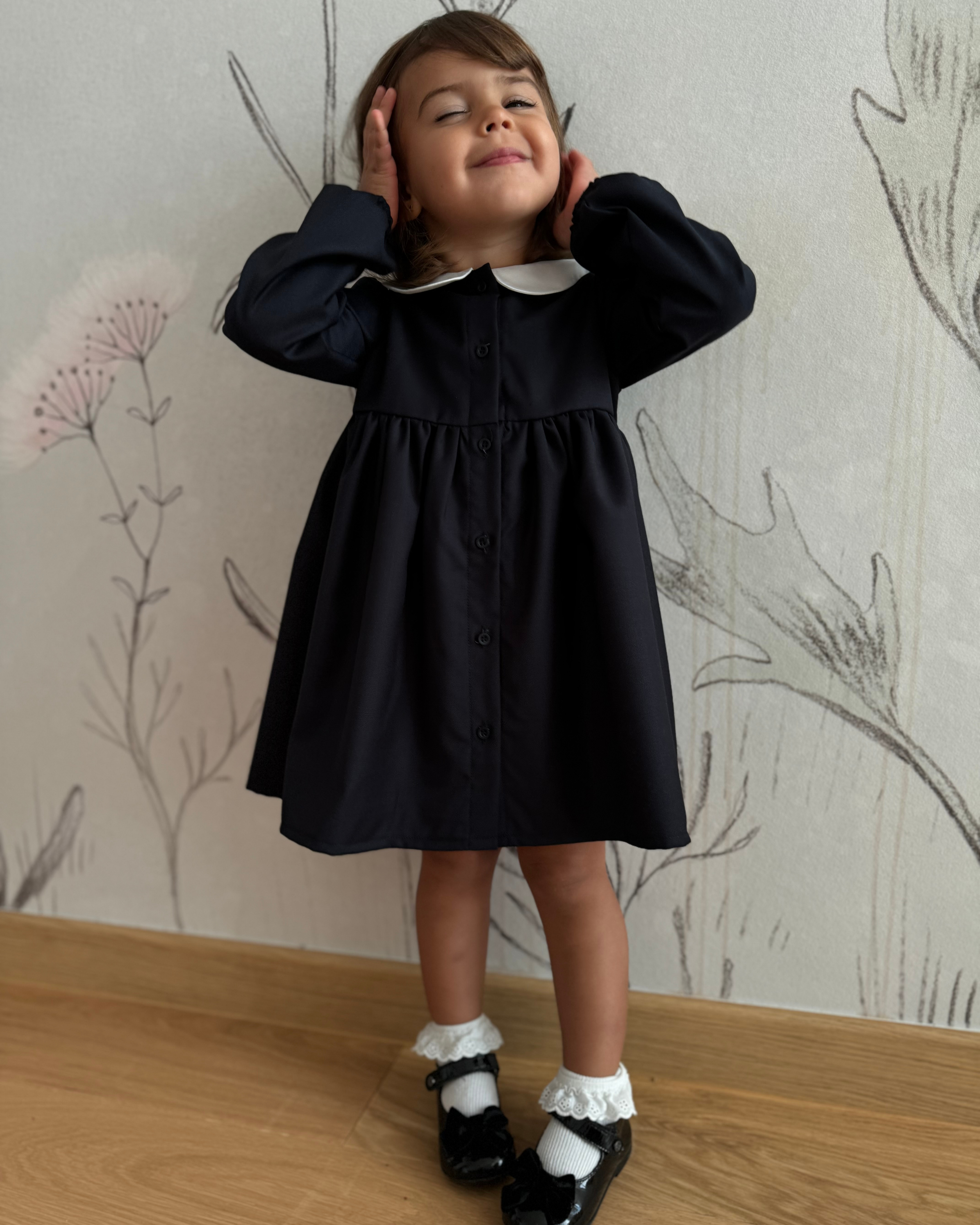 Rochie din stofa blumarin si guler alb