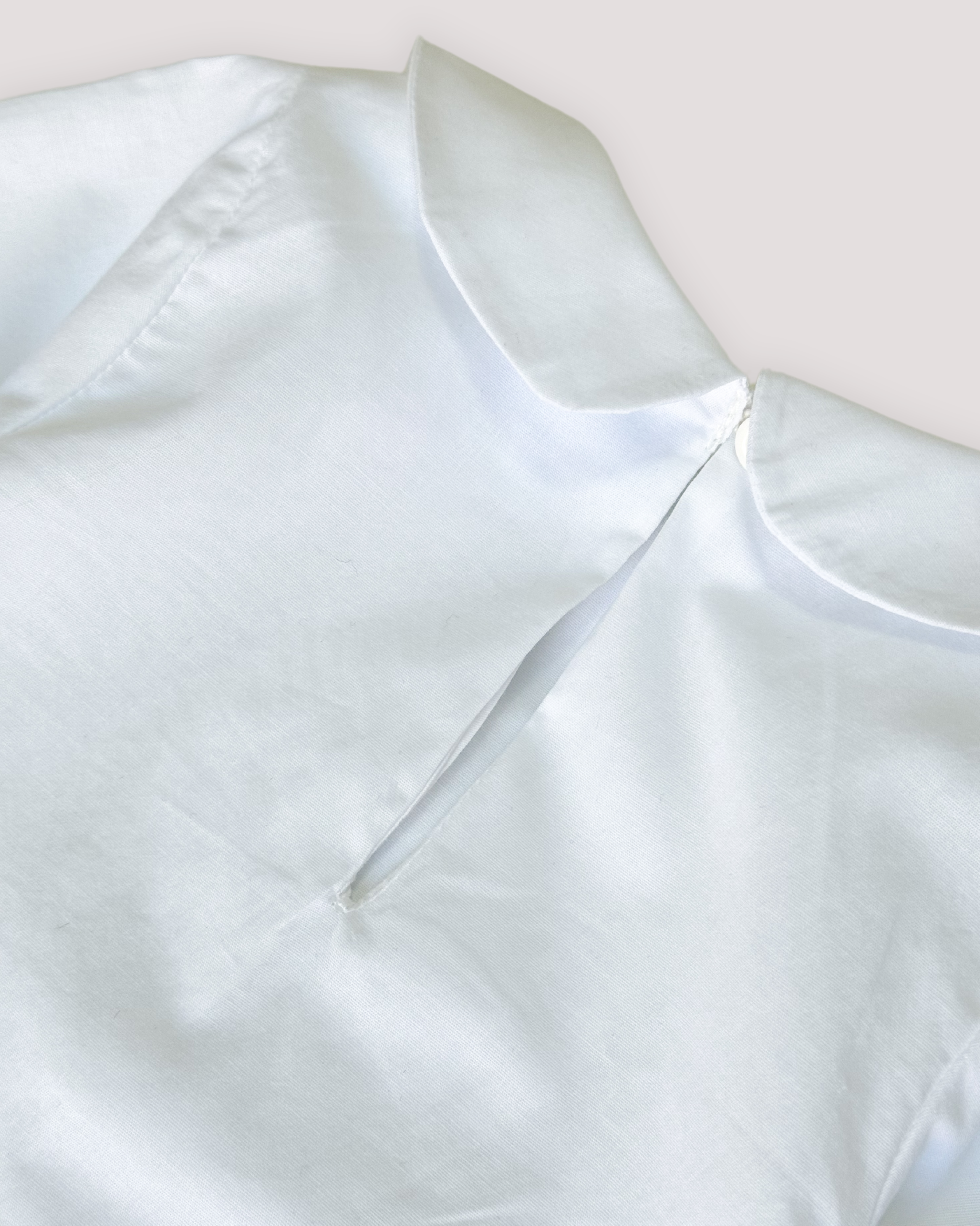 Body din bumbac cu placa pe piept