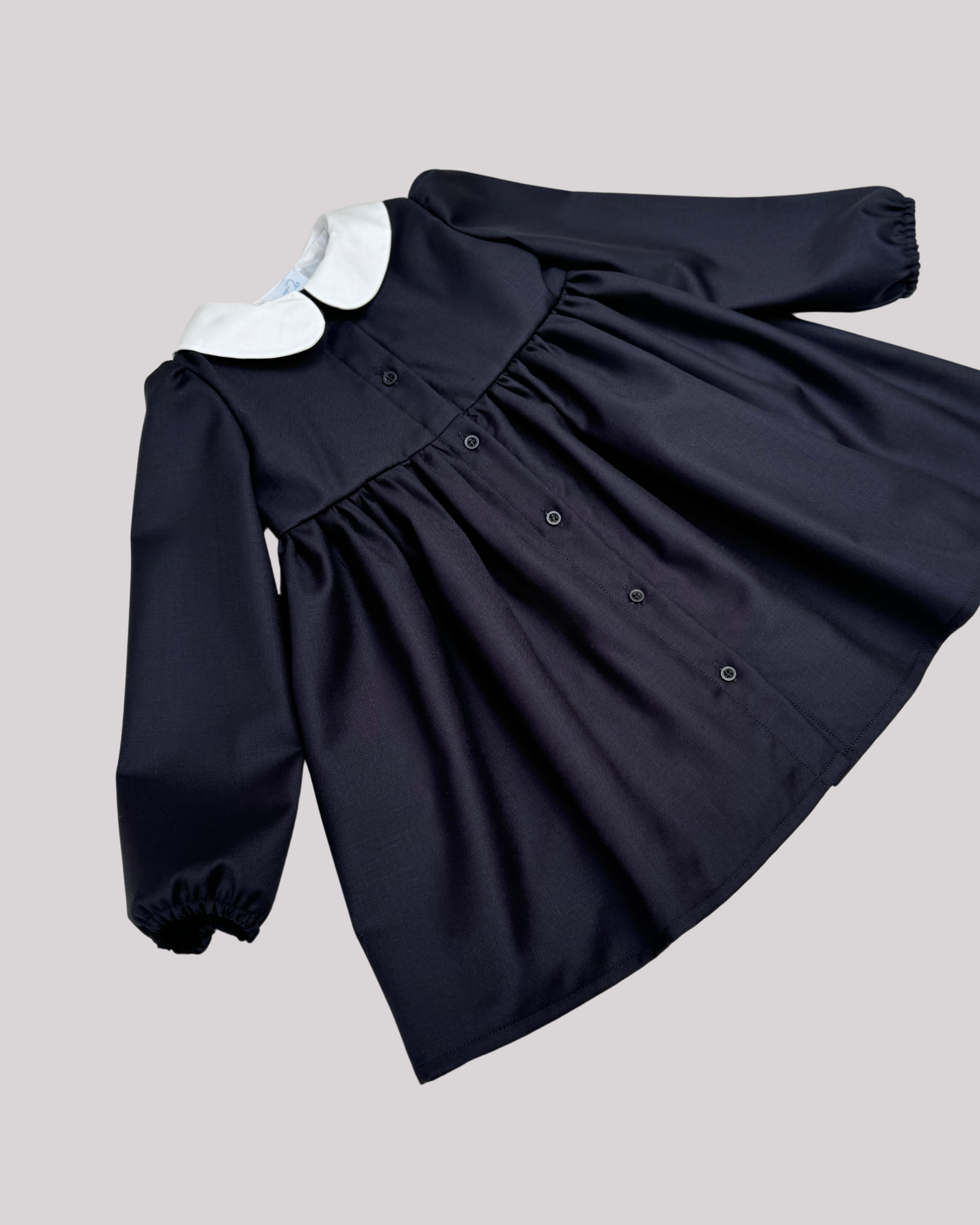 Rochie din stofa blumarin si guler alb