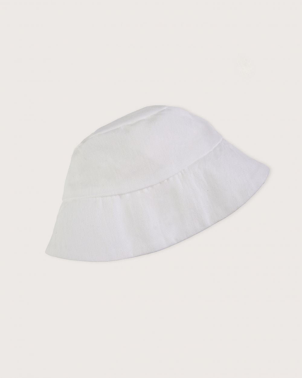 Palarie din bumbac alb