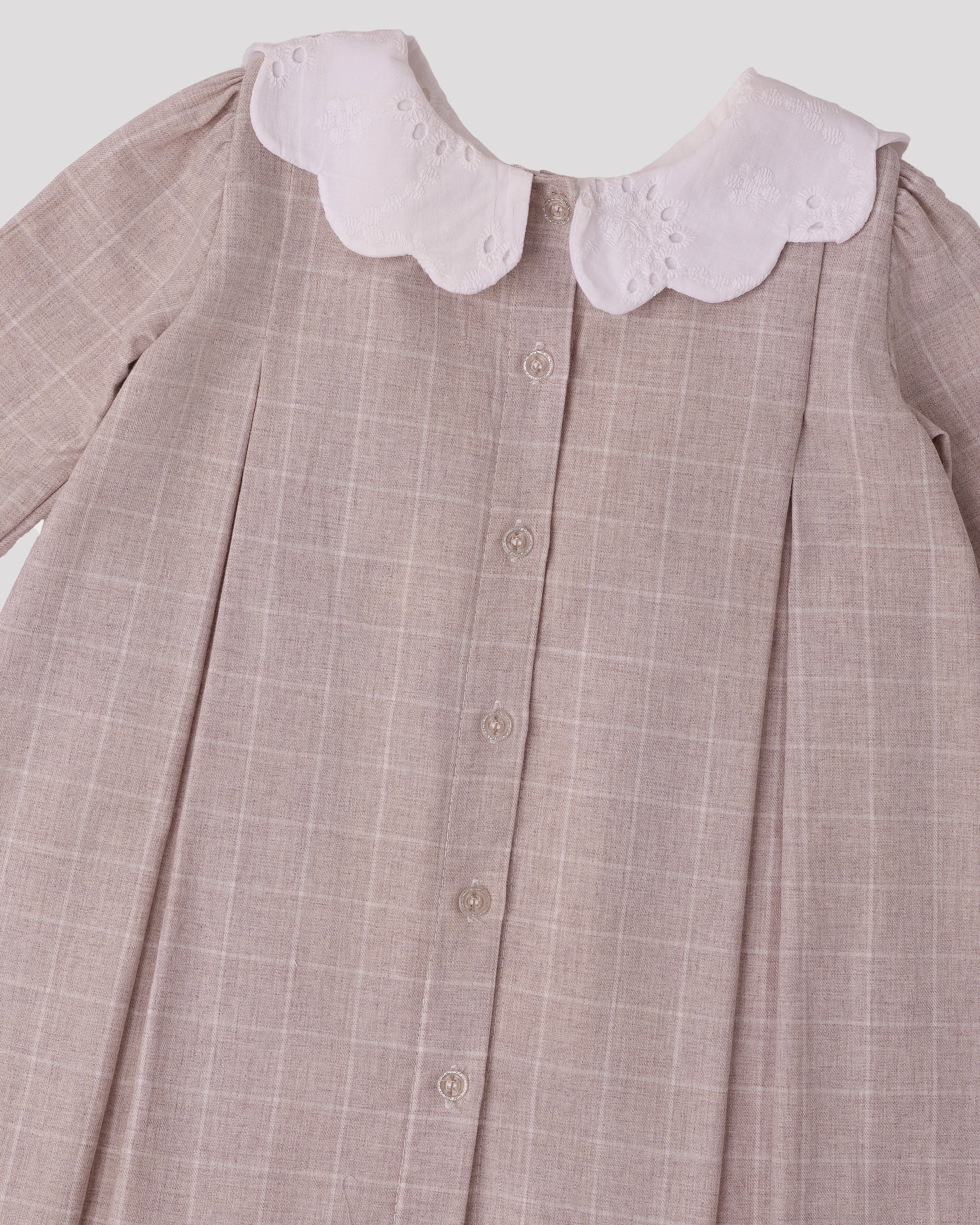 Rochie bej cu guler floare brodat