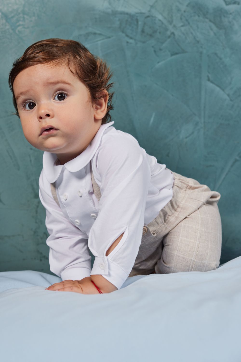 Salopeta carouri bej cu bretele