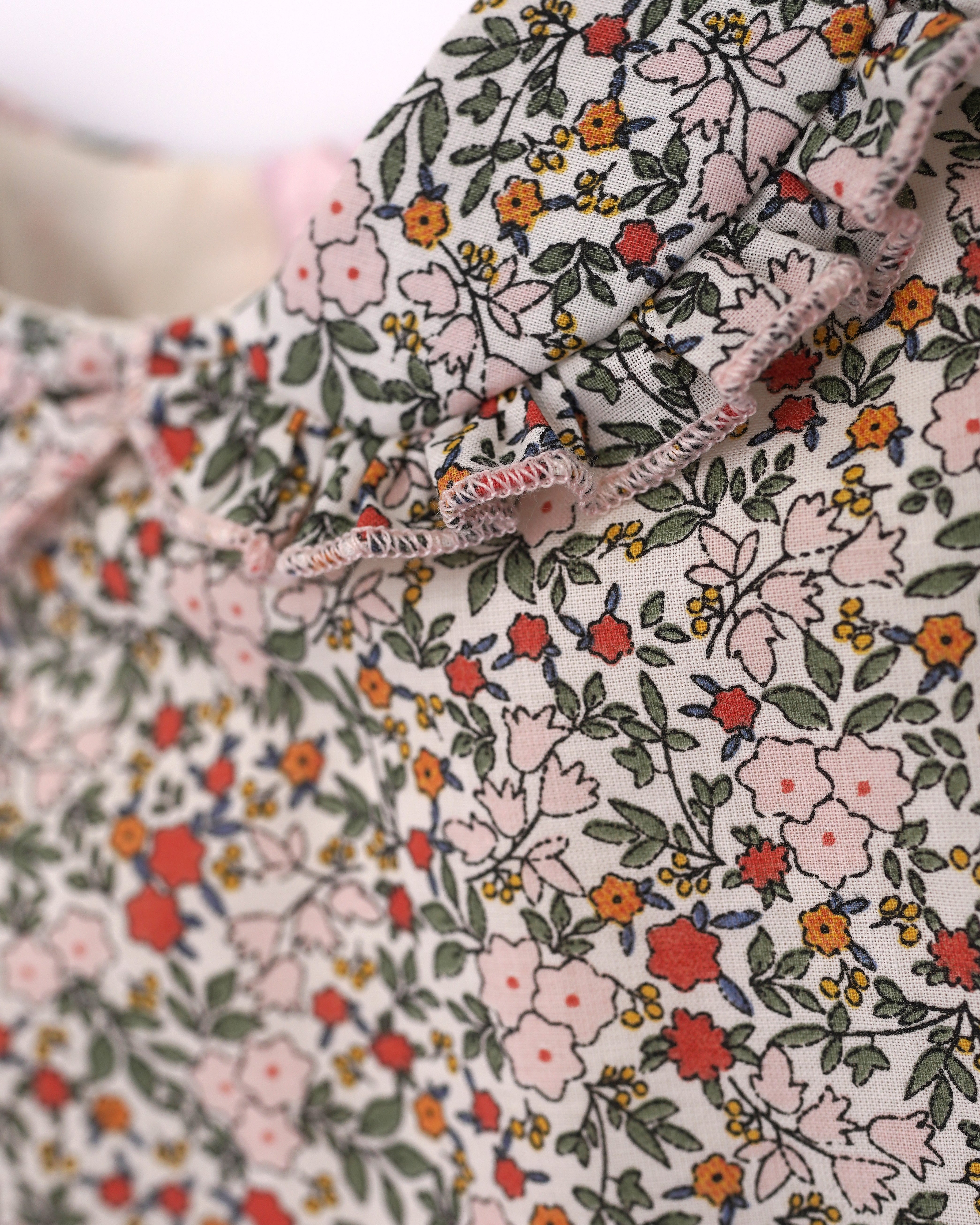 Rochie din bumbac cu guler cret